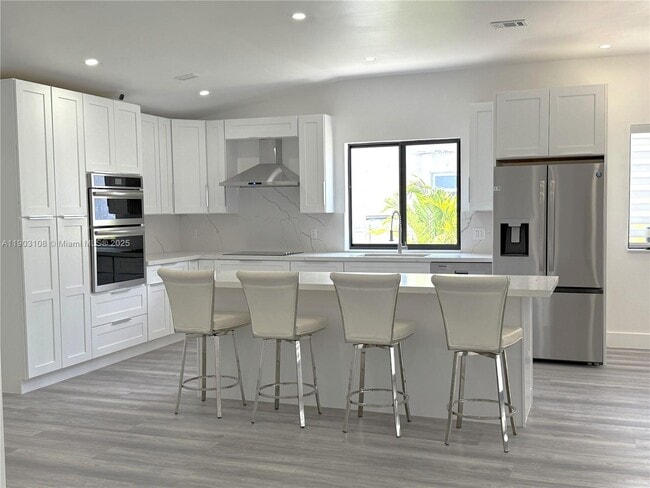 Foto del edificio - 240 SW 55th Ave