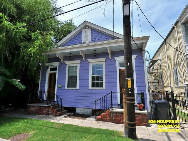 Building Photo - 925 N Dupre St