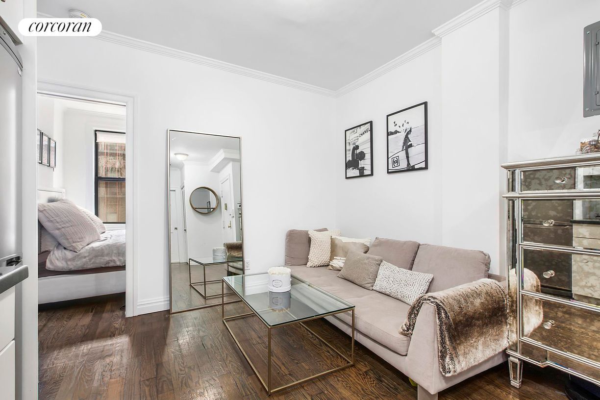 Foto del edificio - 256 W 15th St