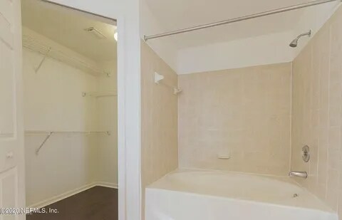 Foto del edificio - 8550 Touchton Rd