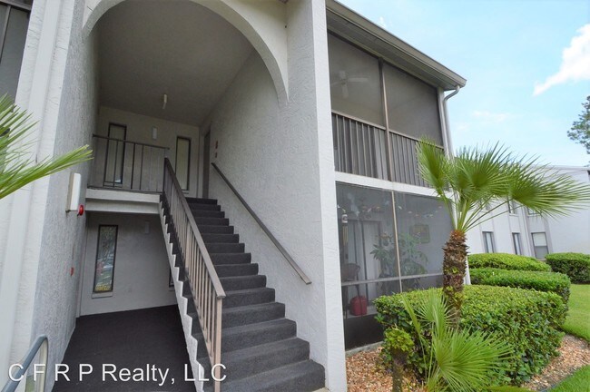 Building Photo - 1327 S Pine Ridge Cir