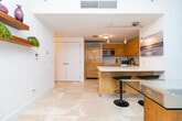 Foto principal - 6899 Collins Ave