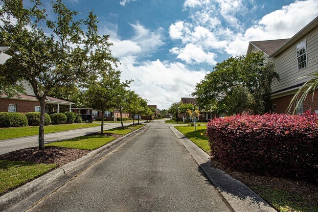 Building Photo - Pointe Summerset Patio Home Near Wrightsvi...