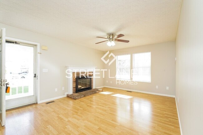 Foto del edificio - Charming 3 Bedroom in Columbus!