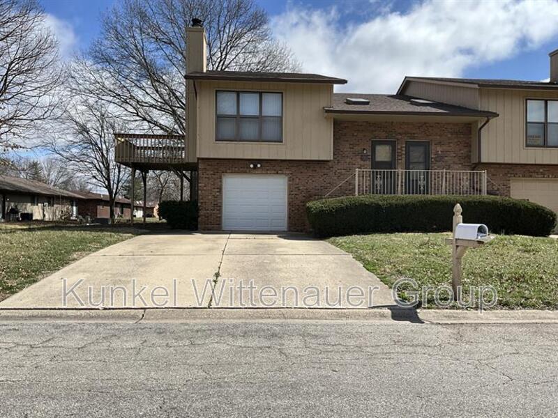 Foto principal - 158 Marion Dr