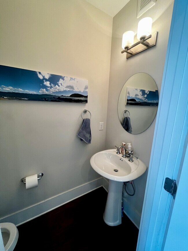 Foto del edificio - 238 William Drummond Way