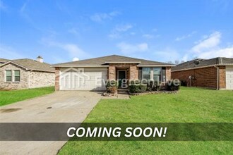 Building Photo - 1012 Willow Tree Dr