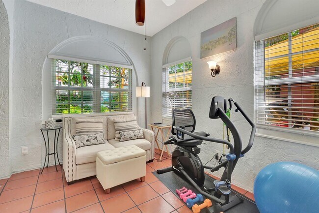 Foto del edificio - 714 Sunset Rd