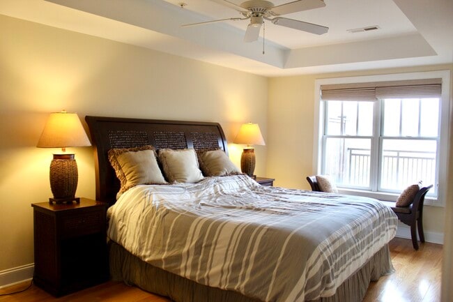 Foto del edificio - 6831 Main St