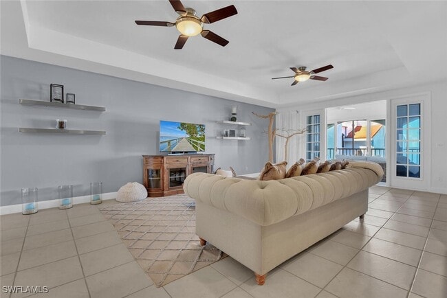 Building Photo - 2000 Royal Marco Way