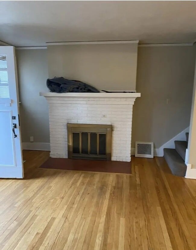 Photo - 4918-4920 California St Apartment