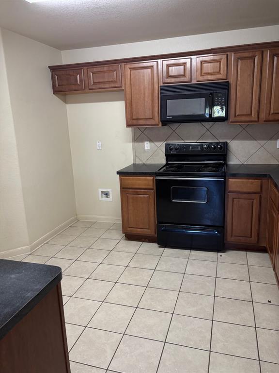 Foto del edificio - 1410 Bergin Ct