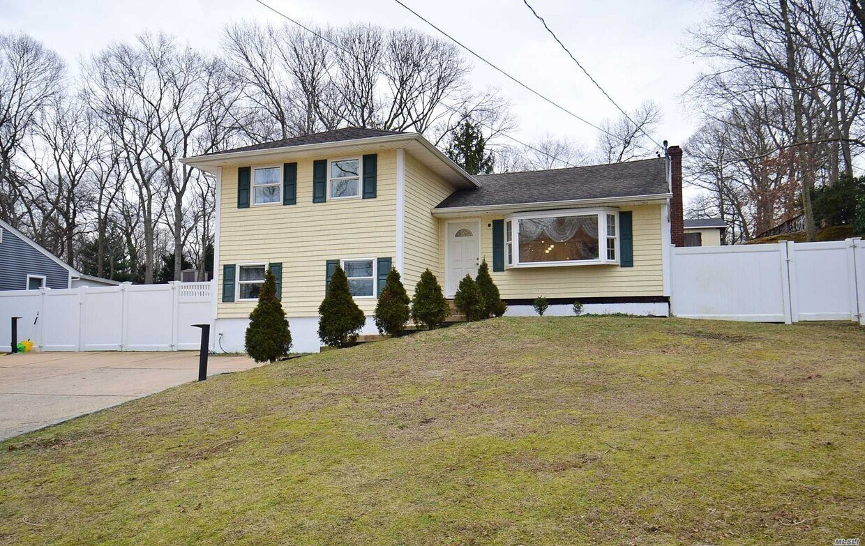 Primary Photo - 275 Terry Rd