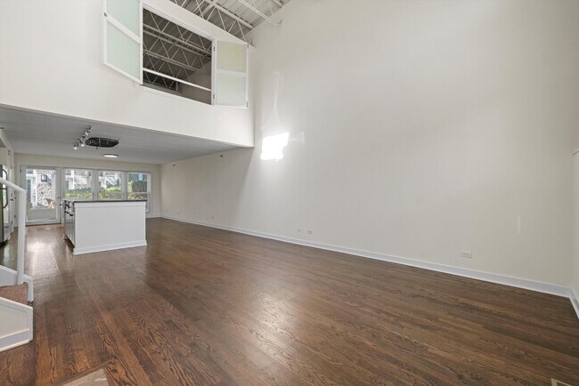 Foto del edificio - 1300 W Altgeld St