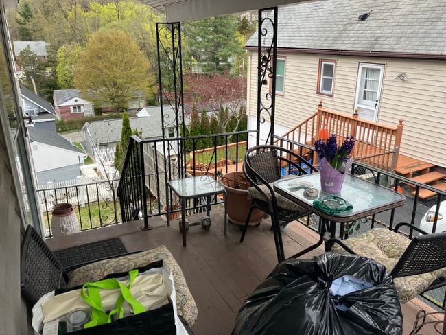 Foto del edificio - 123 Lakeview Ave