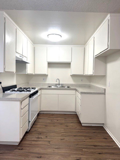 Photo - 16872 Lynn Lane (Huntington Beach, CA)
