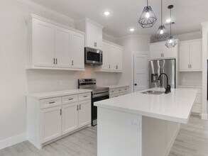 Building Photo - 415 County Rd 5102J