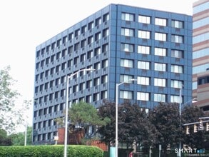 Building Photo - 300 Broad St