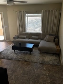 Foto del edificio - 1535 N Pso La Tinaja