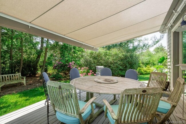 Foto del edificio - 61 Huckleberry Ln