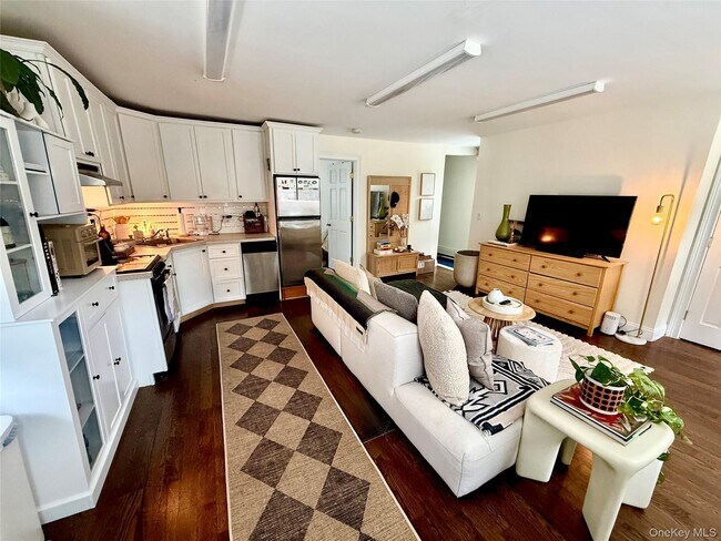 Foto del edificio - 9 Oyster Bay Road