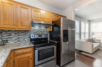 Building Photo - 4742 Jarboe St
