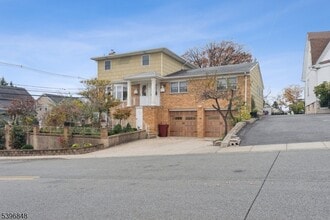 Building Photo - 3 Witherspoon St