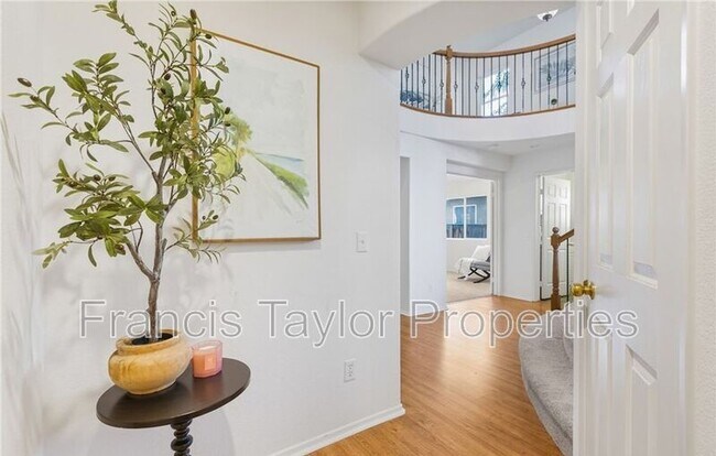 Foto del edificio - 33422 Scarborough Ln