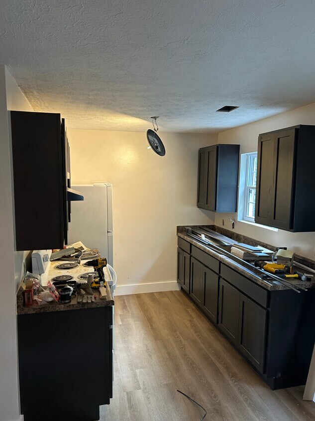 Foto del edificio - 102 Barnes Ln