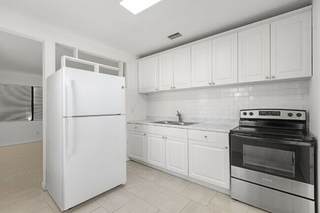 Foto del edificio - Home For Rent in St Pete!