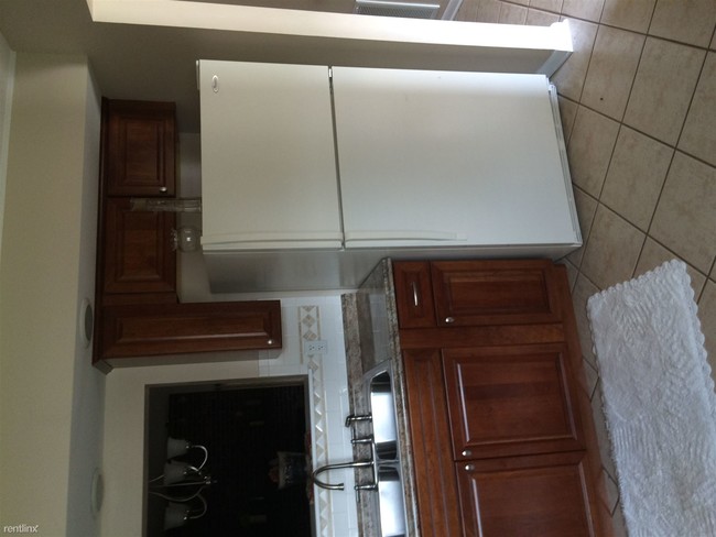 Foto del edificio - 326 Ridgewood Dr