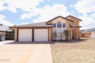 Building Photo - 11532 Tom Ulozas Dr