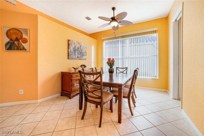 Foto del edificio - 349 Harvard Ln