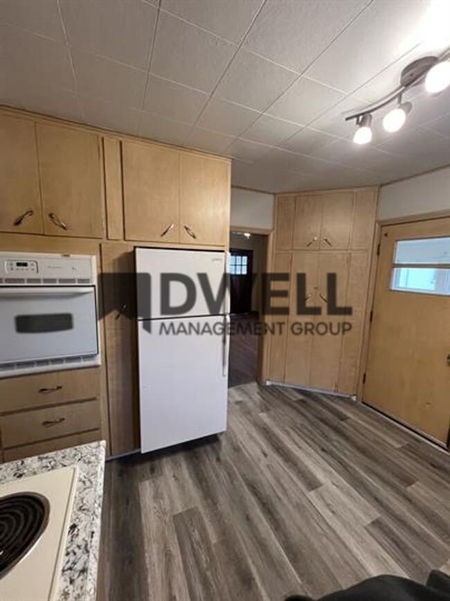 Building Photo - 403 10th Street Northwest, Austin, MN 55912