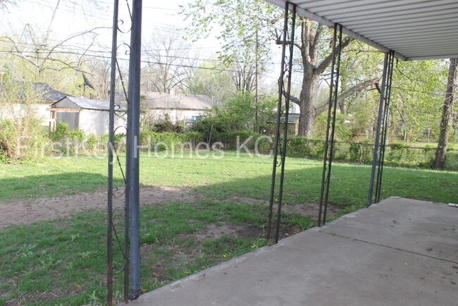 Building Photo - 11119 Blue Ridge Blvd