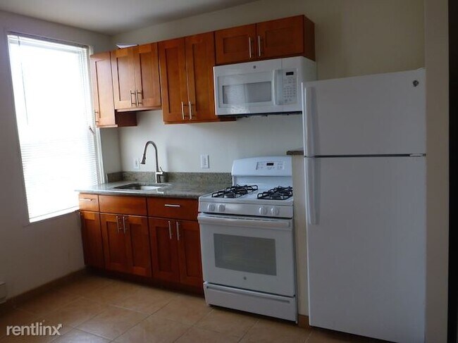 Foto del edificio - 1545 W Thompson St