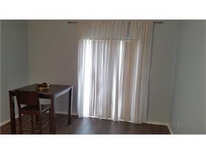 Foto del edificio - Edgecreek Condo