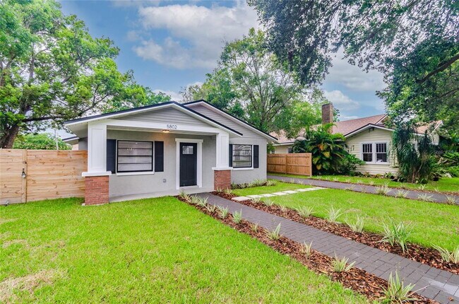 Building Photo - "Historic Seminole Heights 3-Bed, 2-Bath H...