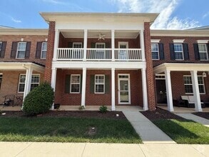 Building Photo - 1310 Still Monument Way