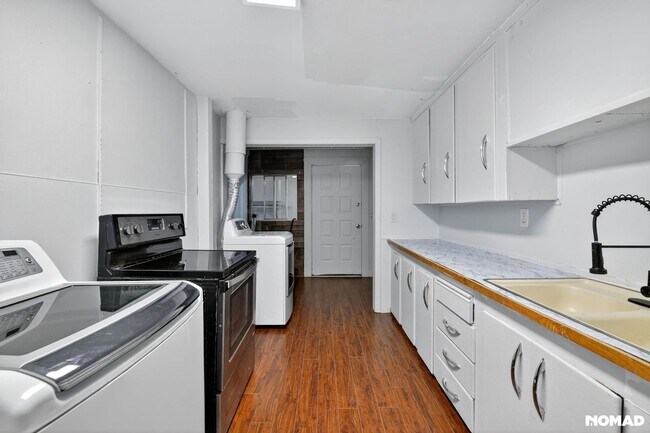 Foto del edificio - 7105 166th Ave E