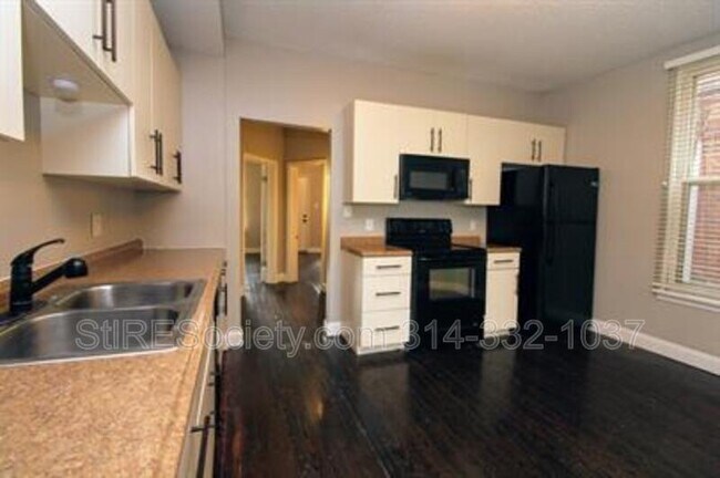 Foto del edificio - 3618-3620 Hartford St