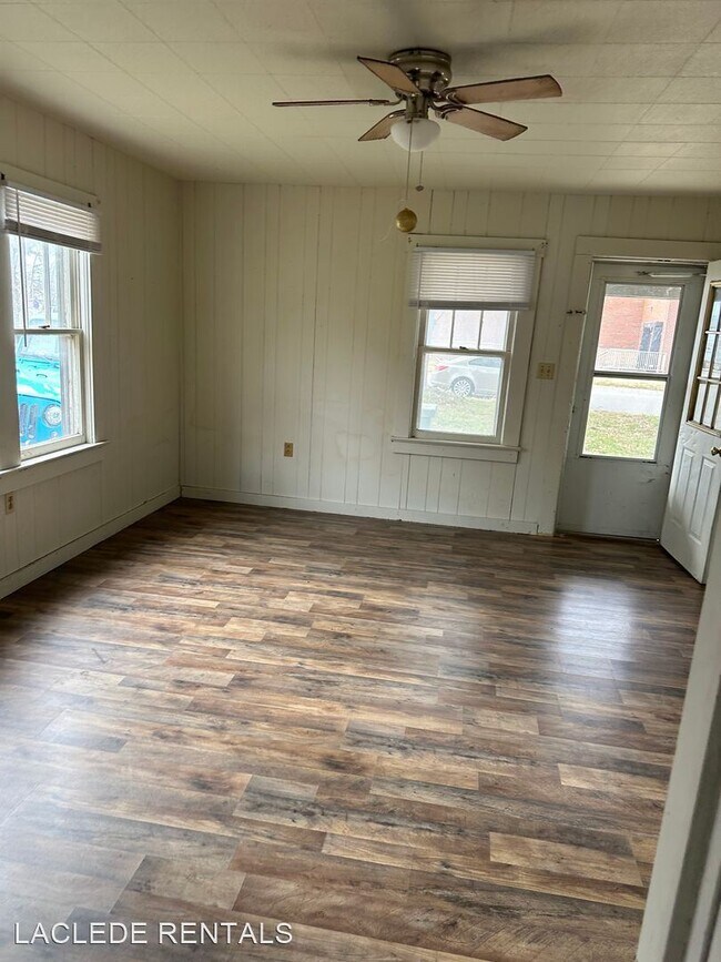 Building Photo - 2 br, 1 bath House - 718 S Adams
