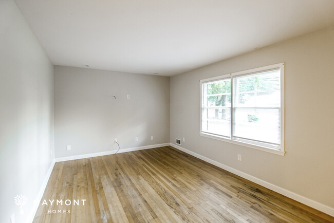 Building Photo - Welcoming Home in Ellenwood, GA