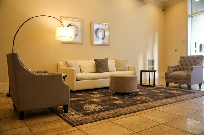 Foto del edificio - 2277 Peachtree St NE