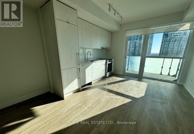Building Photo - 4130 Parkside Village Dr