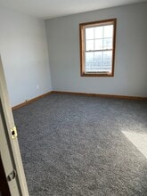 Building Photo - 77 Sailly Ave