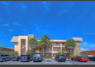 Building Photo - 505 66th Ave