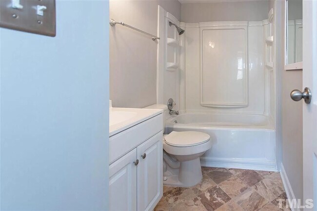 Building Photo - 104 Black Angus Run