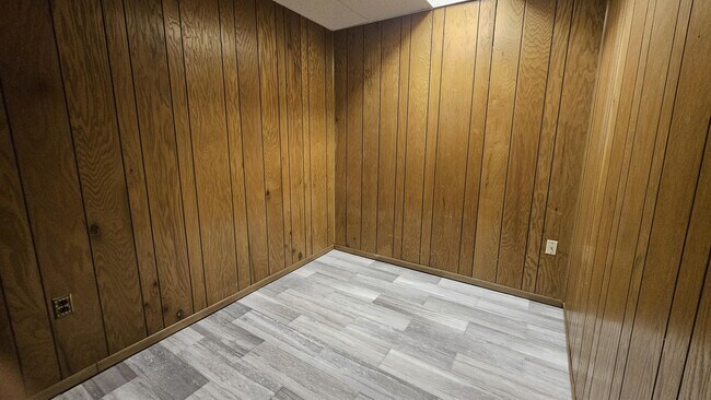 Foto del edificio - 3406 Van Hook Ave