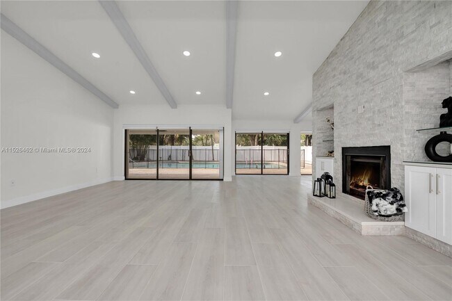 Building Photo - 501 NW 78th Way